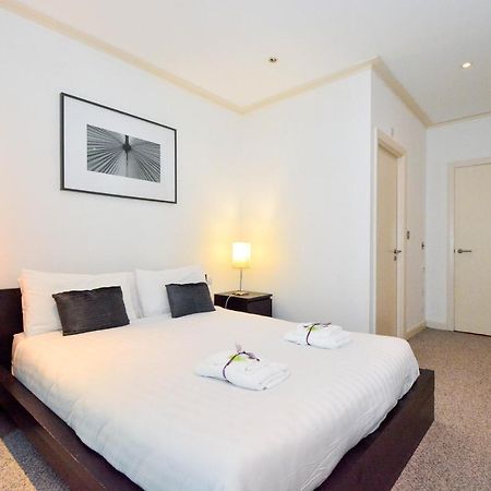 Canary Wharf - Corporate River View Apartments London Exteriör bild