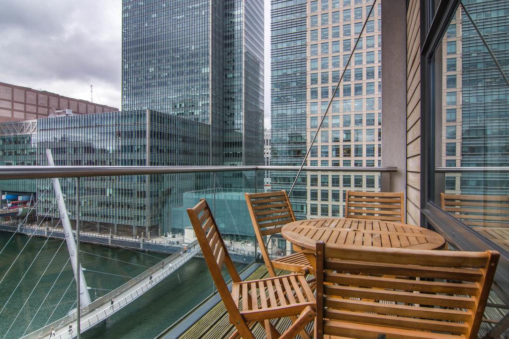 Canary Wharf - Corporate River View Apartments London Exteriör bild