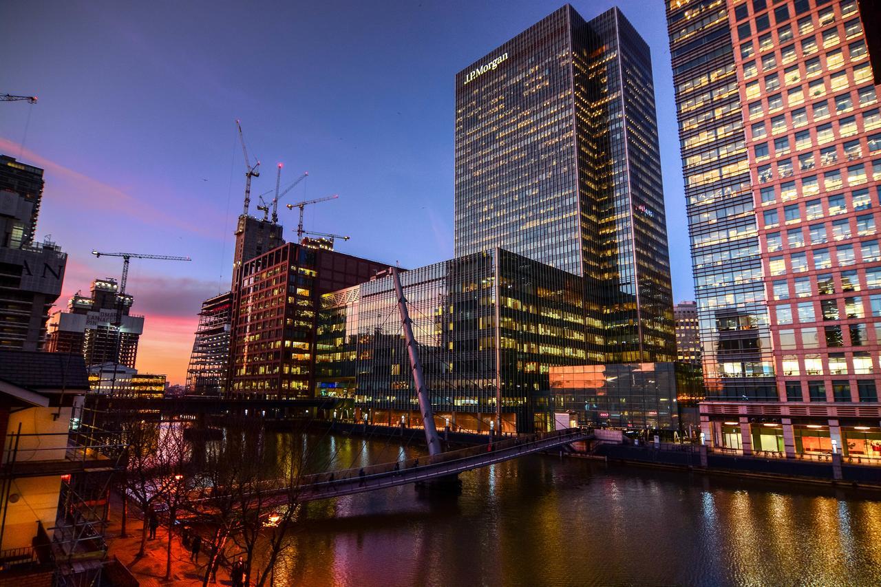 Canary Wharf - Corporate River View Apartments London Exteriör bild