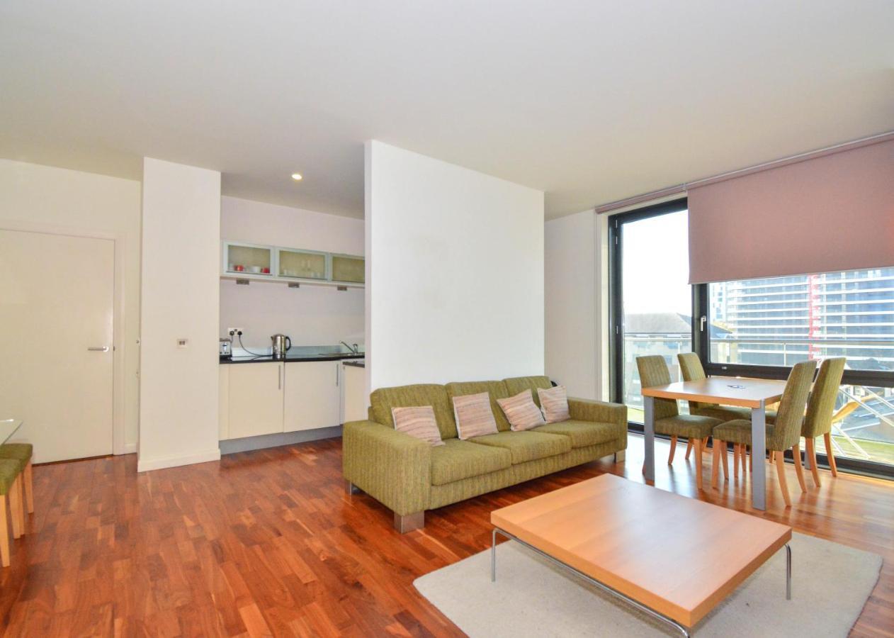 Canary Wharf - Corporate River View Apartments London Exteriör bild